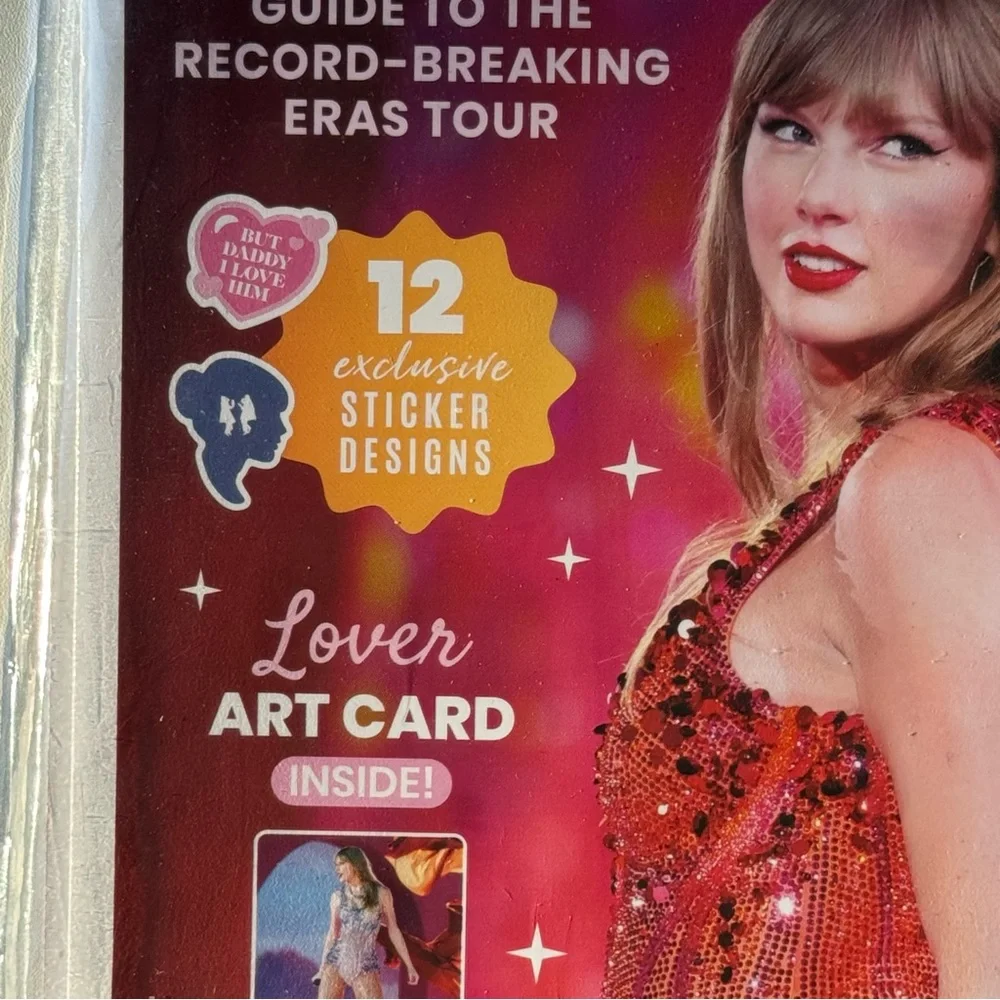 The Essential: Taylor Tour Collection - Picture 3 of 8